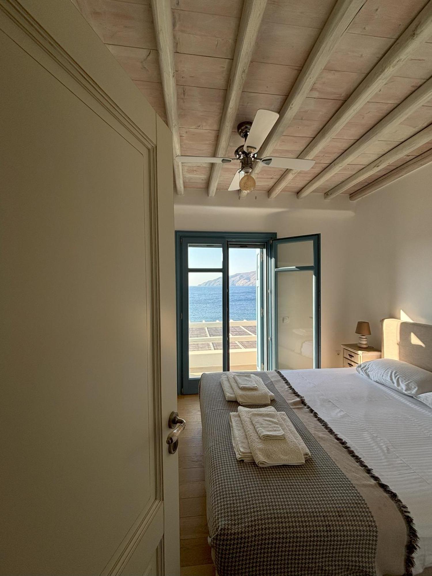 Almyra Yellow Villa Kythnos Ngoại thất bức ảnh